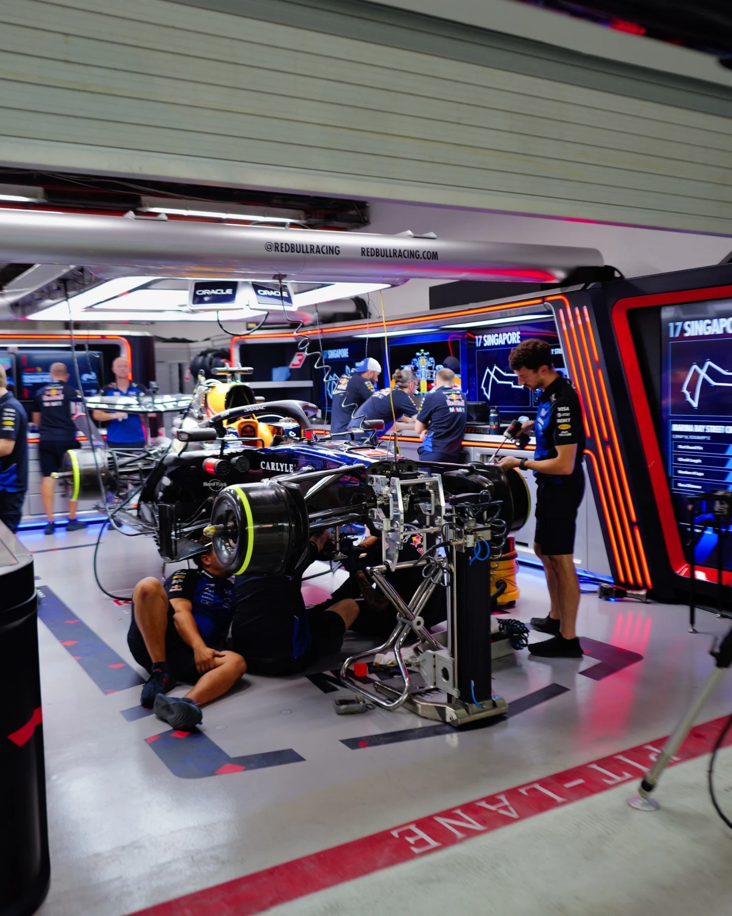อองตวน ปินโต และบรรยากาศการเยี่ยมชมทีม Oracle Red Bull Racing