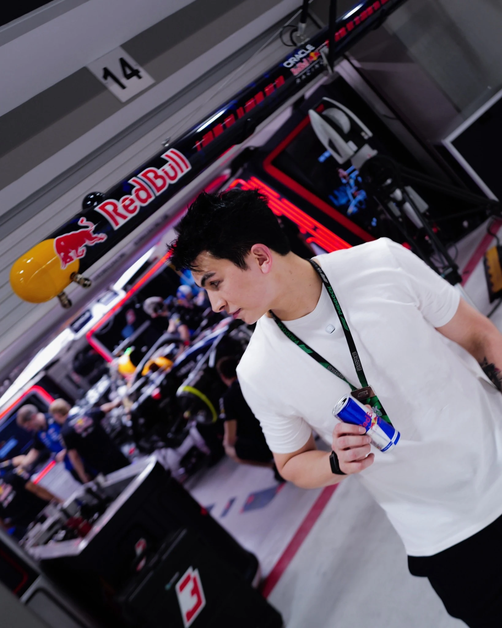 อองตวน ปินโต และบรรยากาศการเยี่ยมชมทีม Oracle Red Bull Racing